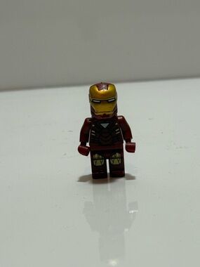 RETIRED LEGO Marvel Avengers MCU Iron Man 6867 SH015 Tony Stark/captain America